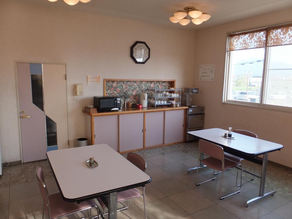 Shari Central Hotel Eksteriør billede